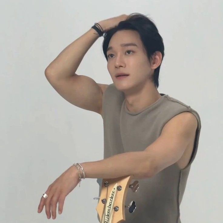 Latest photo of Chen (EXO)