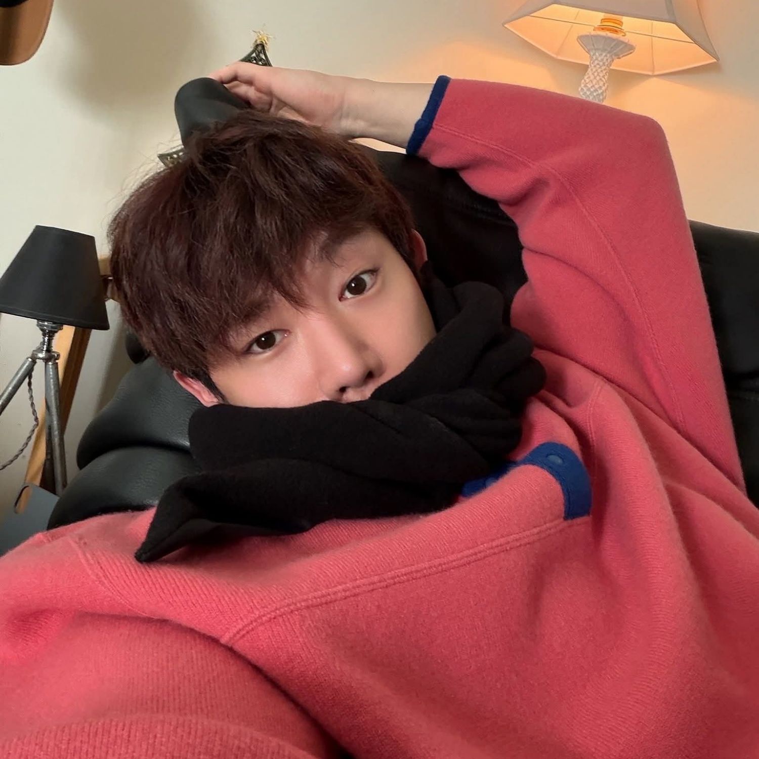 A moment captured by Wonho's fan