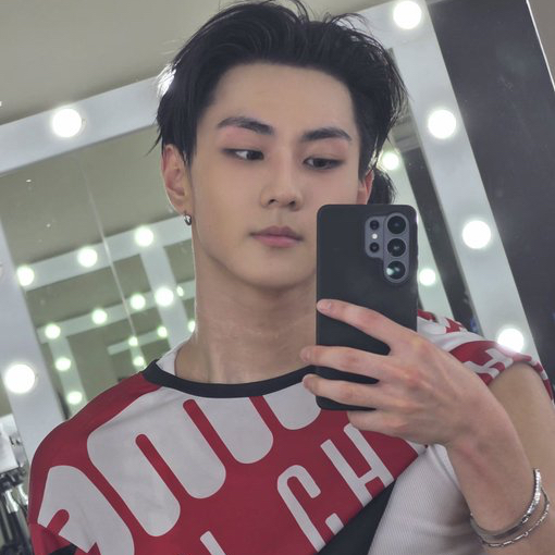 Potret di balik layar Jungwon (ENHYPEN)