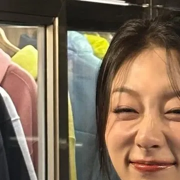Behind-the-scenes cut of Jeong Yein (Lovelyz)