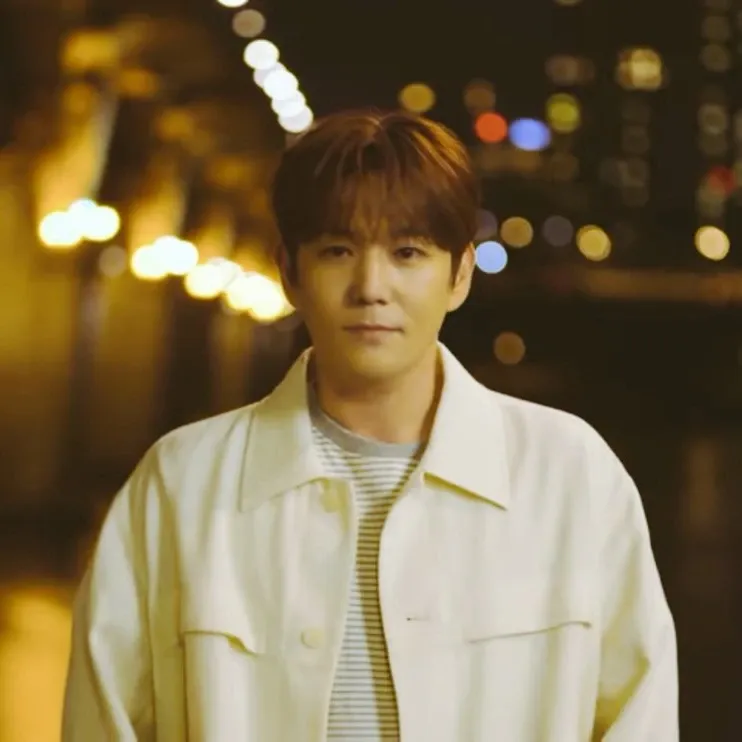 Behind-the-scenes cut of Kangin