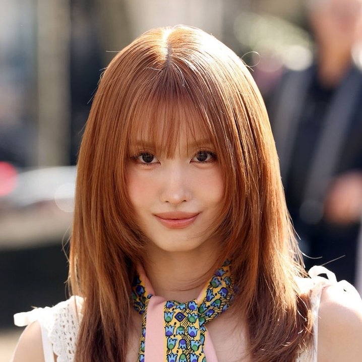 Foto aktivitas terbaru Momo (TWICE)