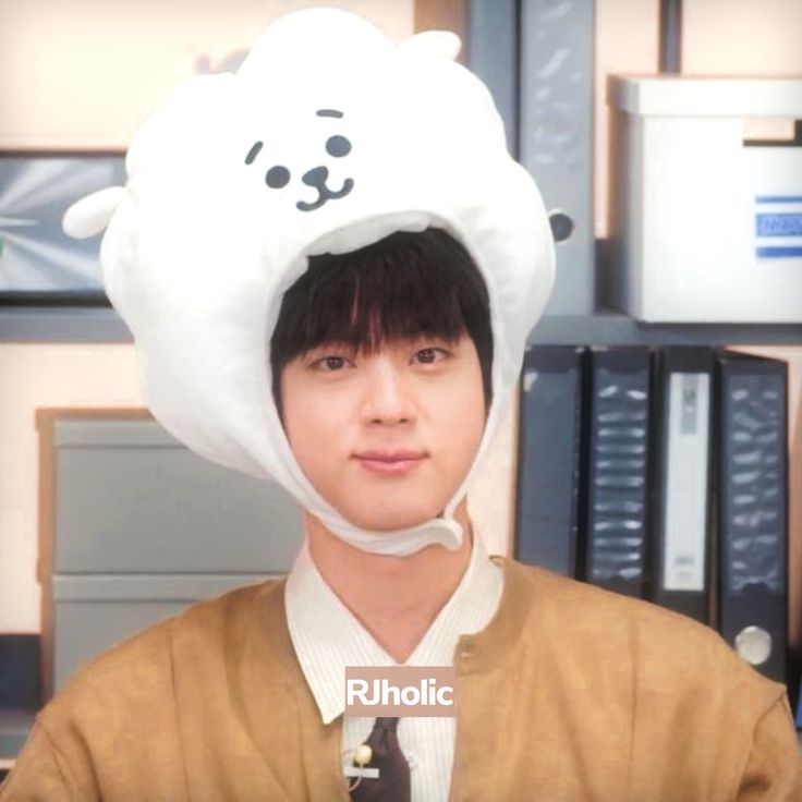 진 (방탄소년단) 최근 활동샷