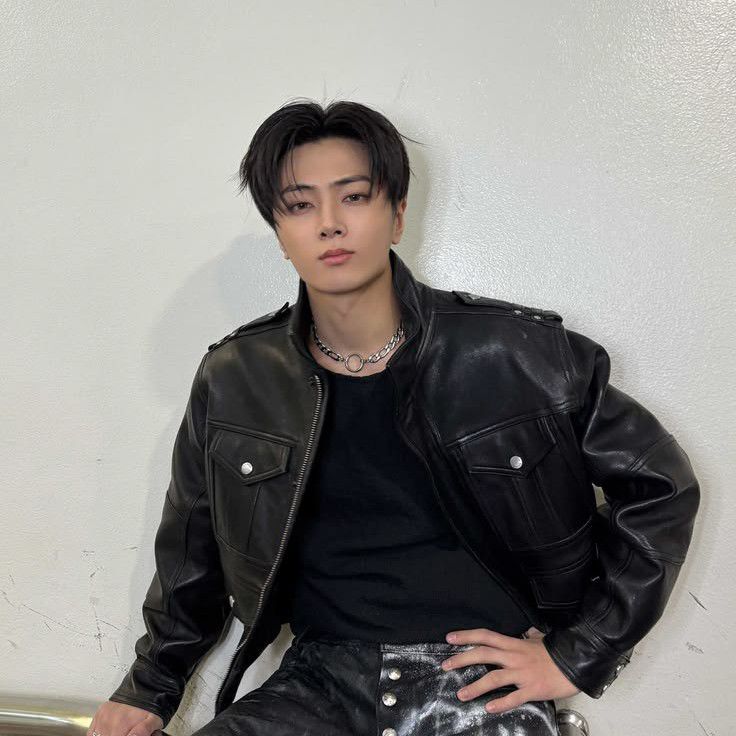 Latest photo of Jay (ENHYPEN)