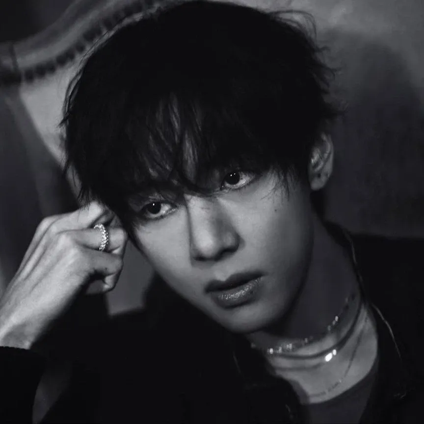 V (BTS)の最近の活動写真