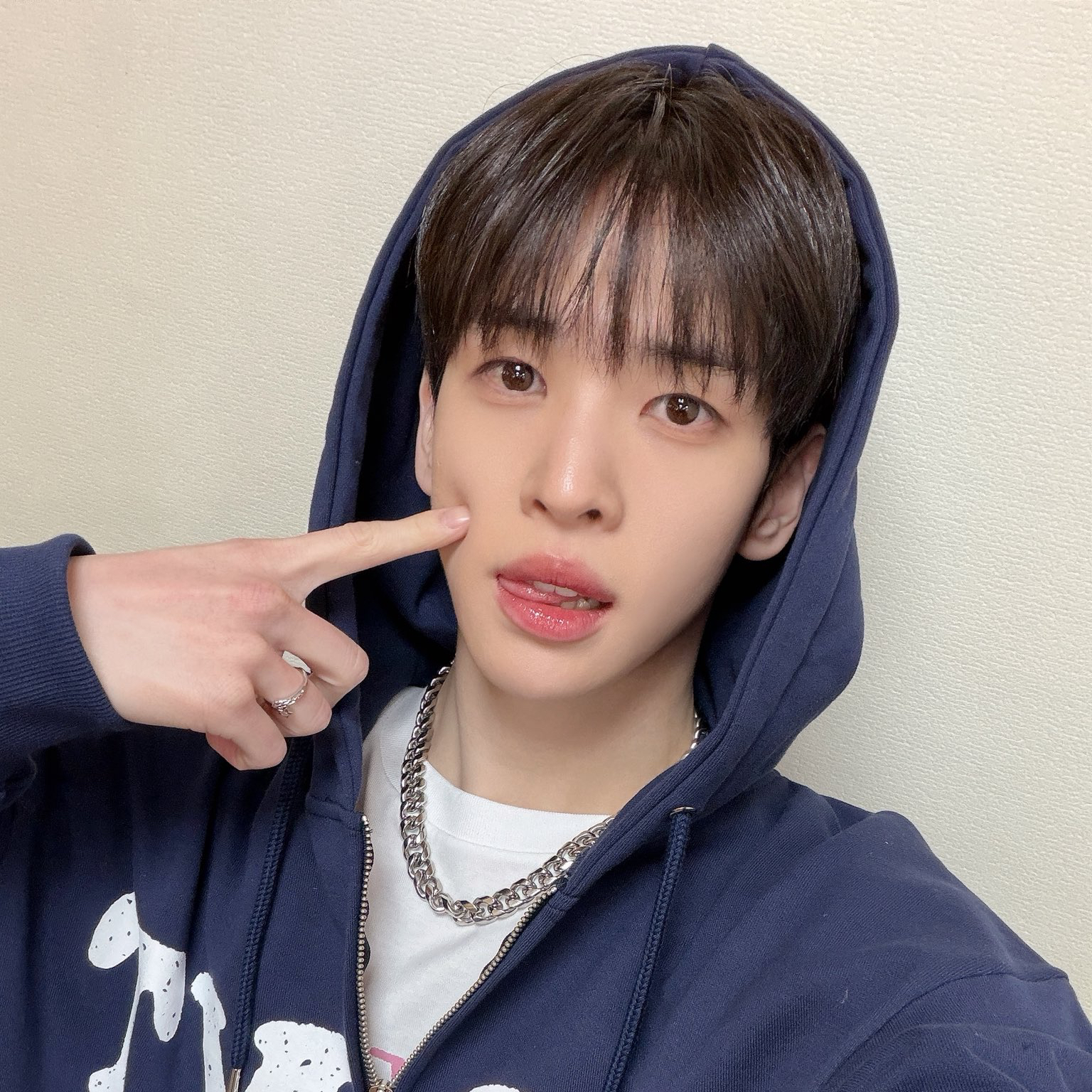 Latest photo of Allen (CRAVITY)