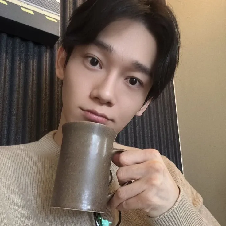 A moment captured by Chen (EXO)'s fan