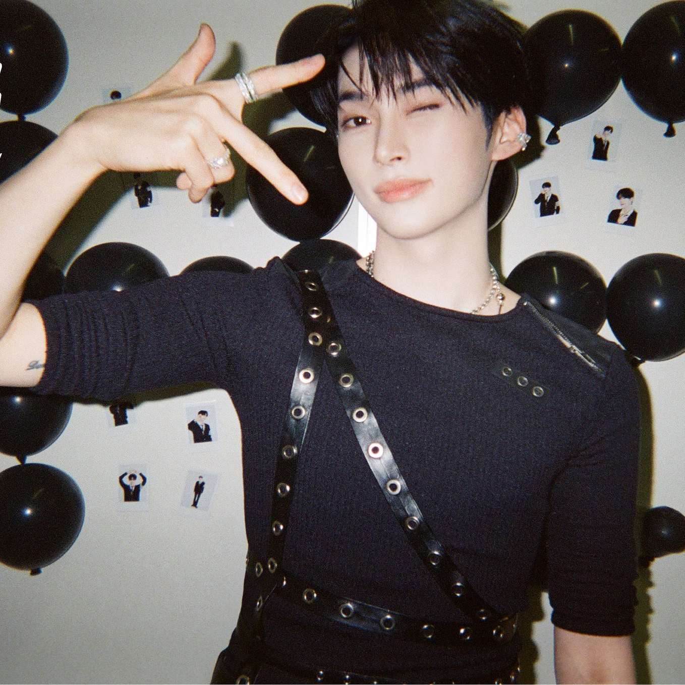 Latest photo of Sung Hanbin (ZEROBASEONE)