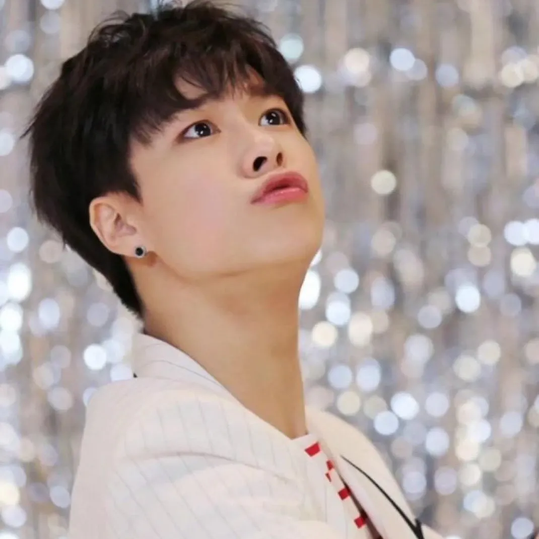 Latest photo of Moonbin (ASTRO)