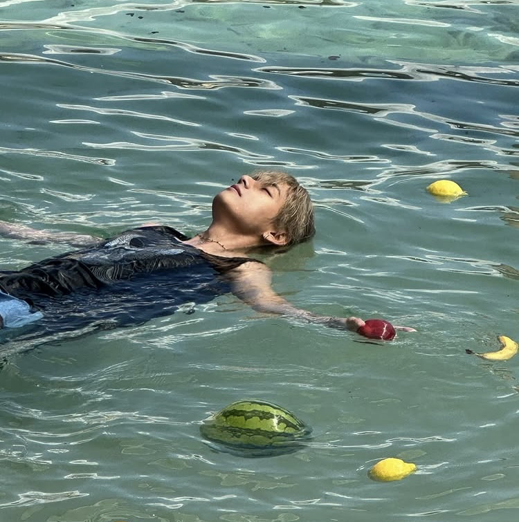 뷔 (방탄소년단) 팬이 찍은 순간