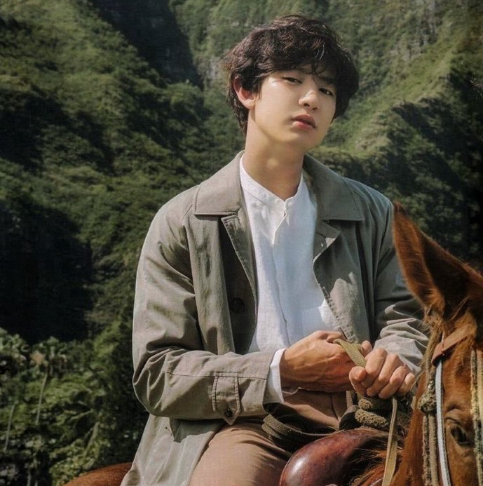 Foto terbaru Chanyeol (EXO)