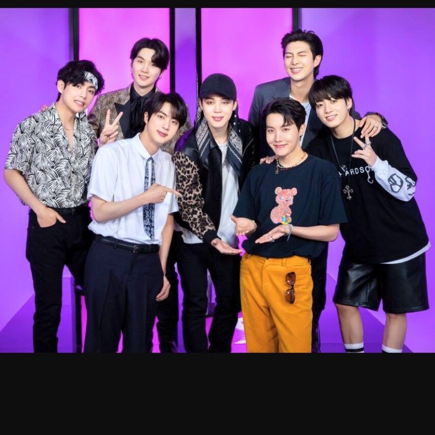 Today’s hot picks from the 방탄소년단 community