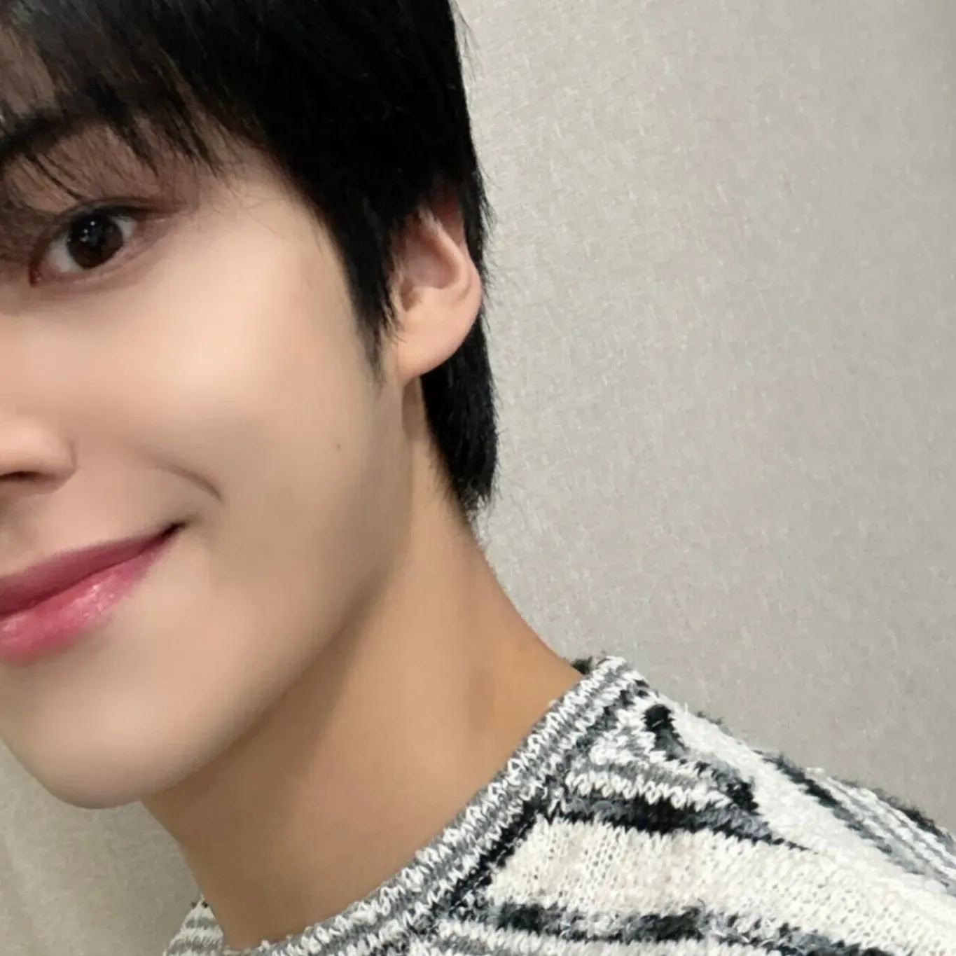 Behind-the-scenes cut of Lee Eunsang (YOUNITE)