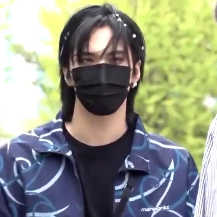 Behind-the-scenes cut of Rocky