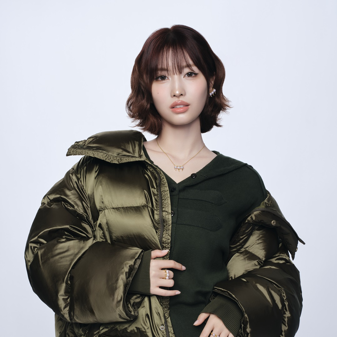 モモ (TWICE)の最近の活動写真