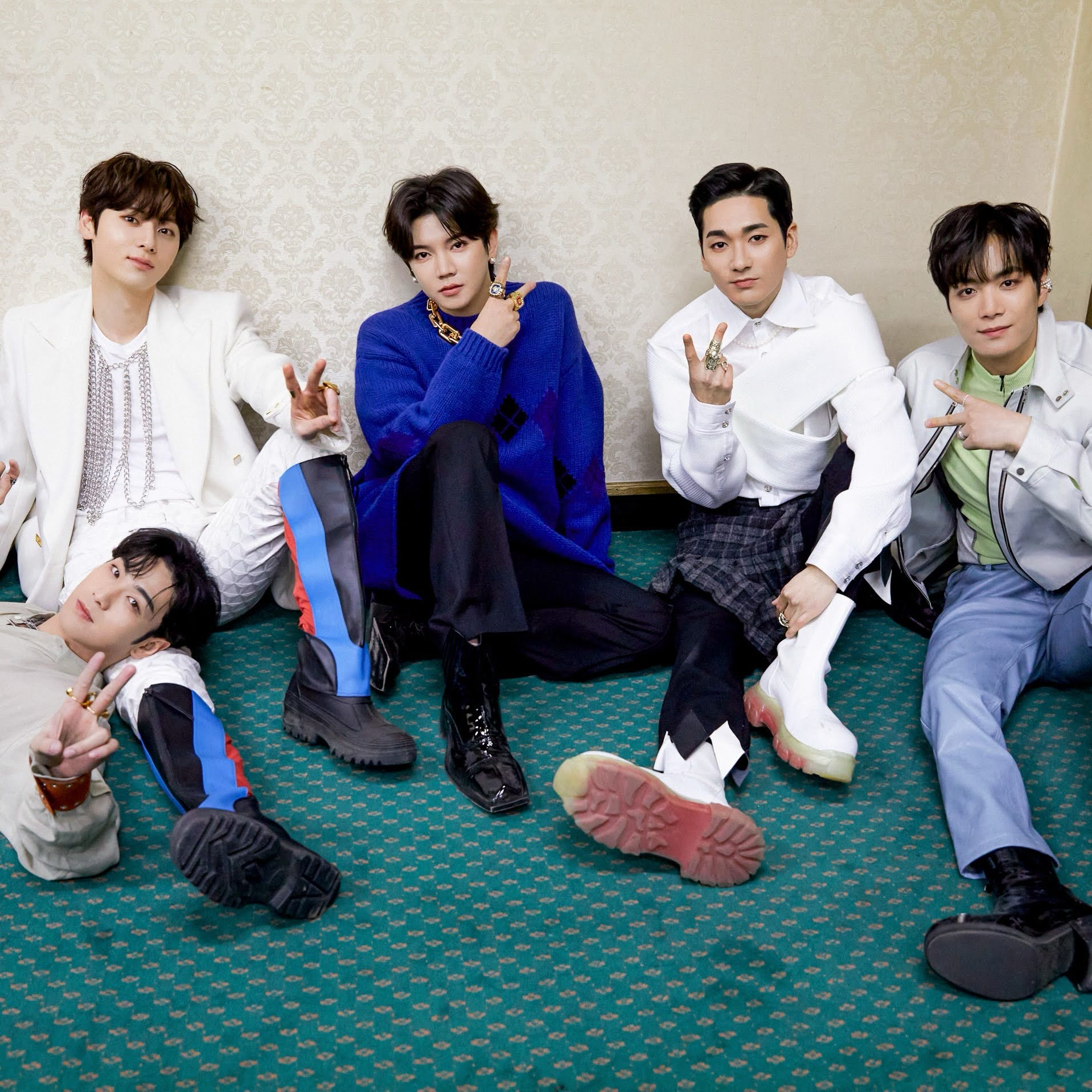 뉴이스트 최근 활동샷