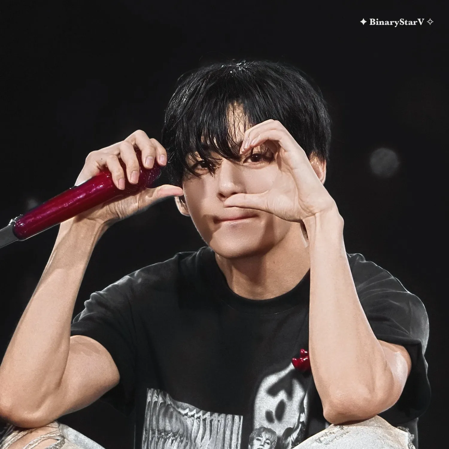 Recent activity shot of V (BTS)