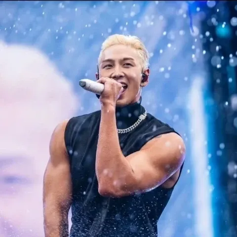 백호의 최신 사진