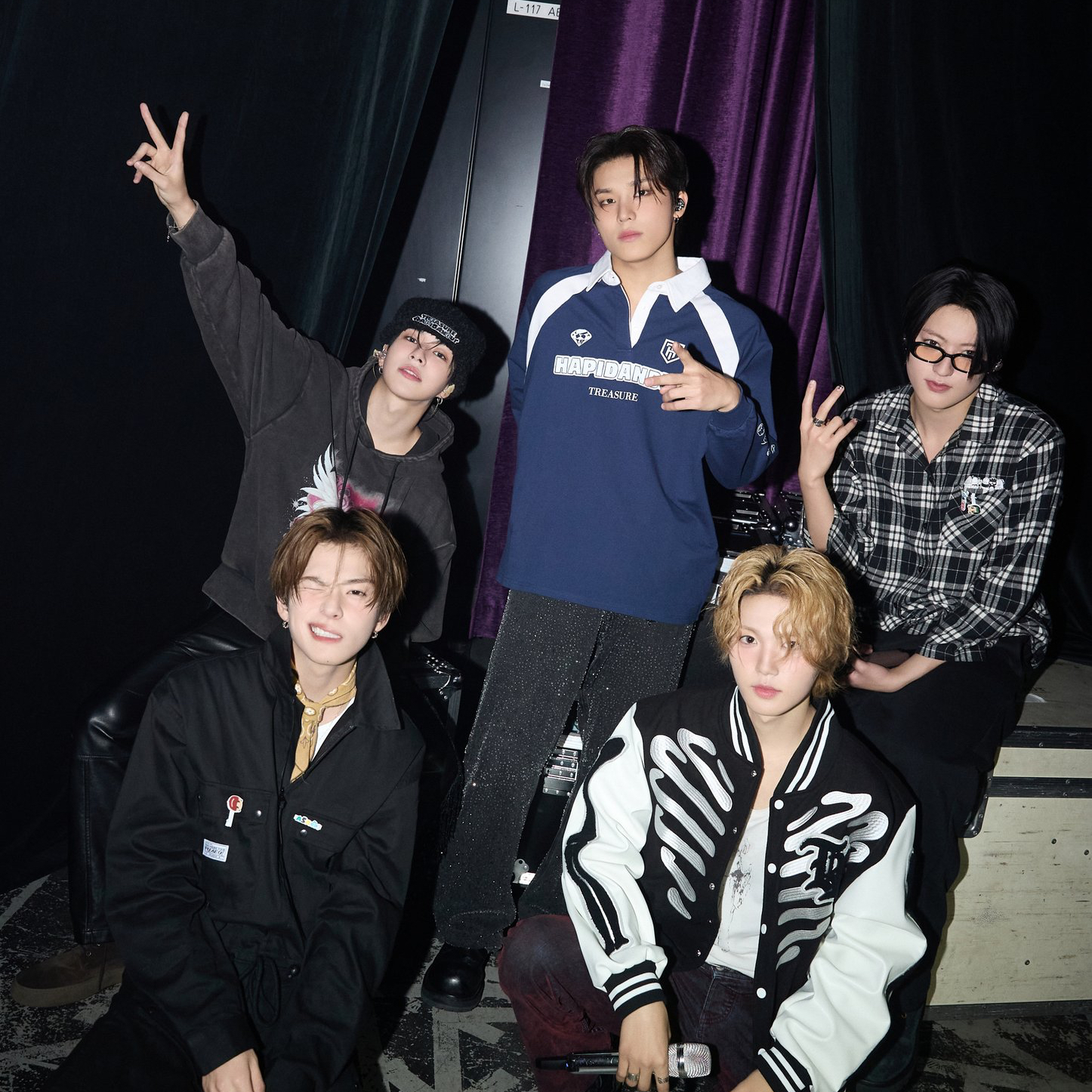 TREASURE의 최신 사진