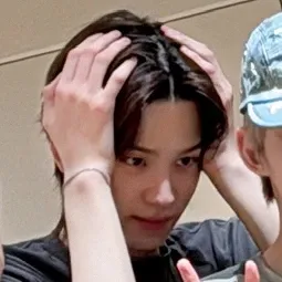 Behind-the-scenes cut of Shinyu (TWS)