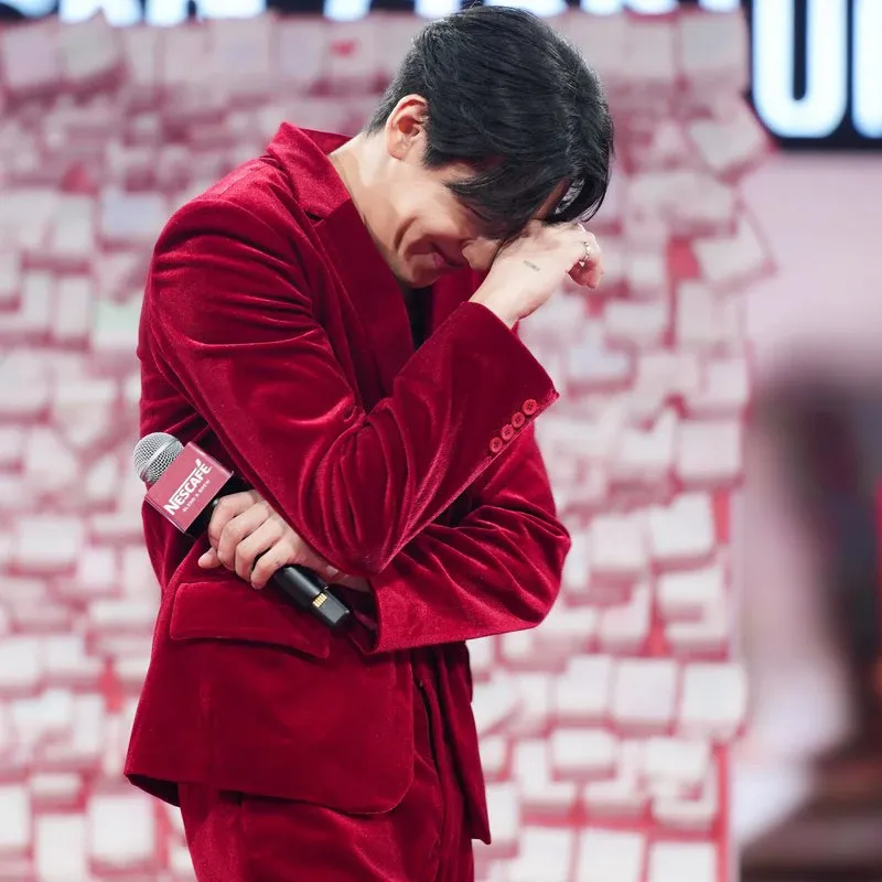 Latest photo of Bambam (GOT7)