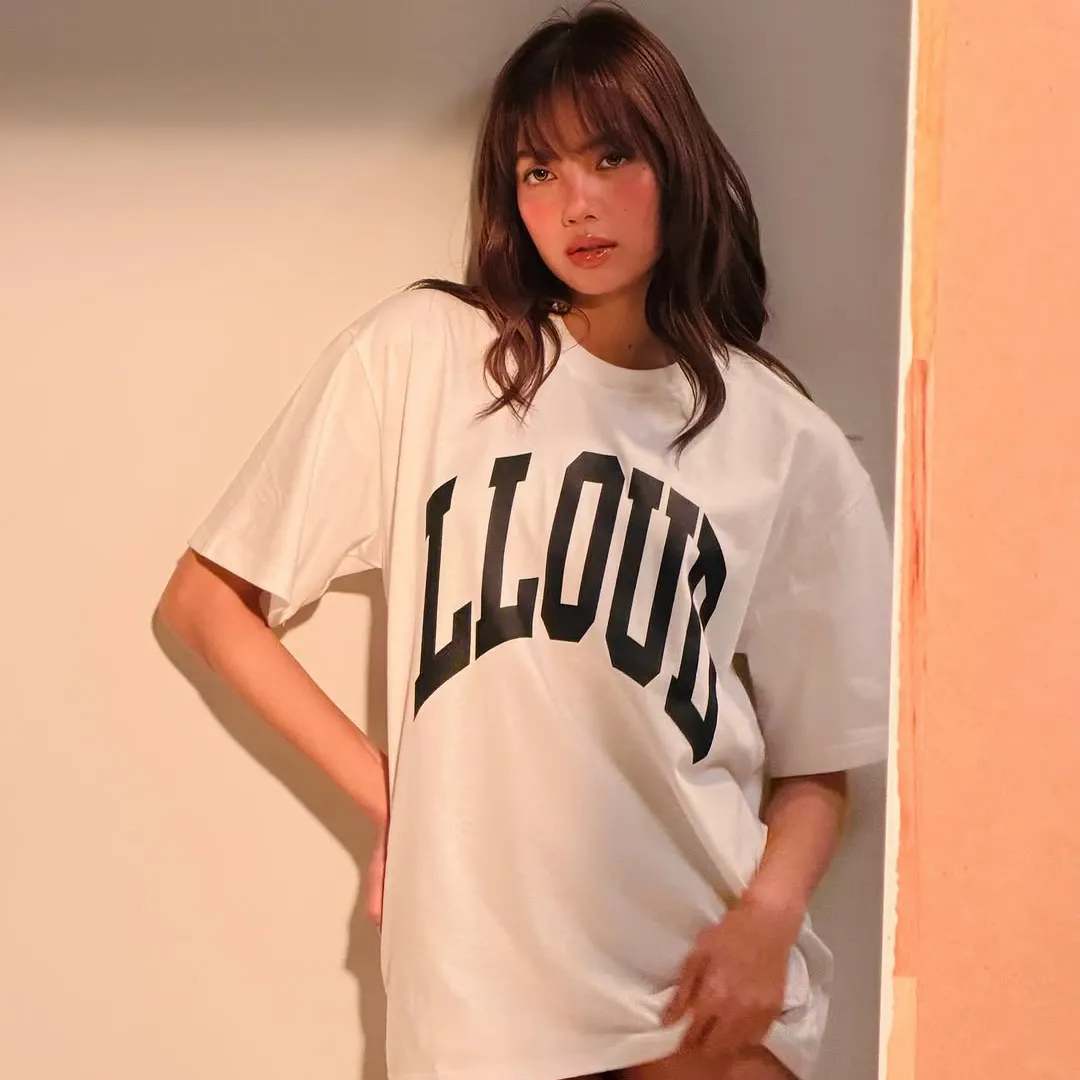 Foto aktivitas terbaru Lisa (BLACKPINK)