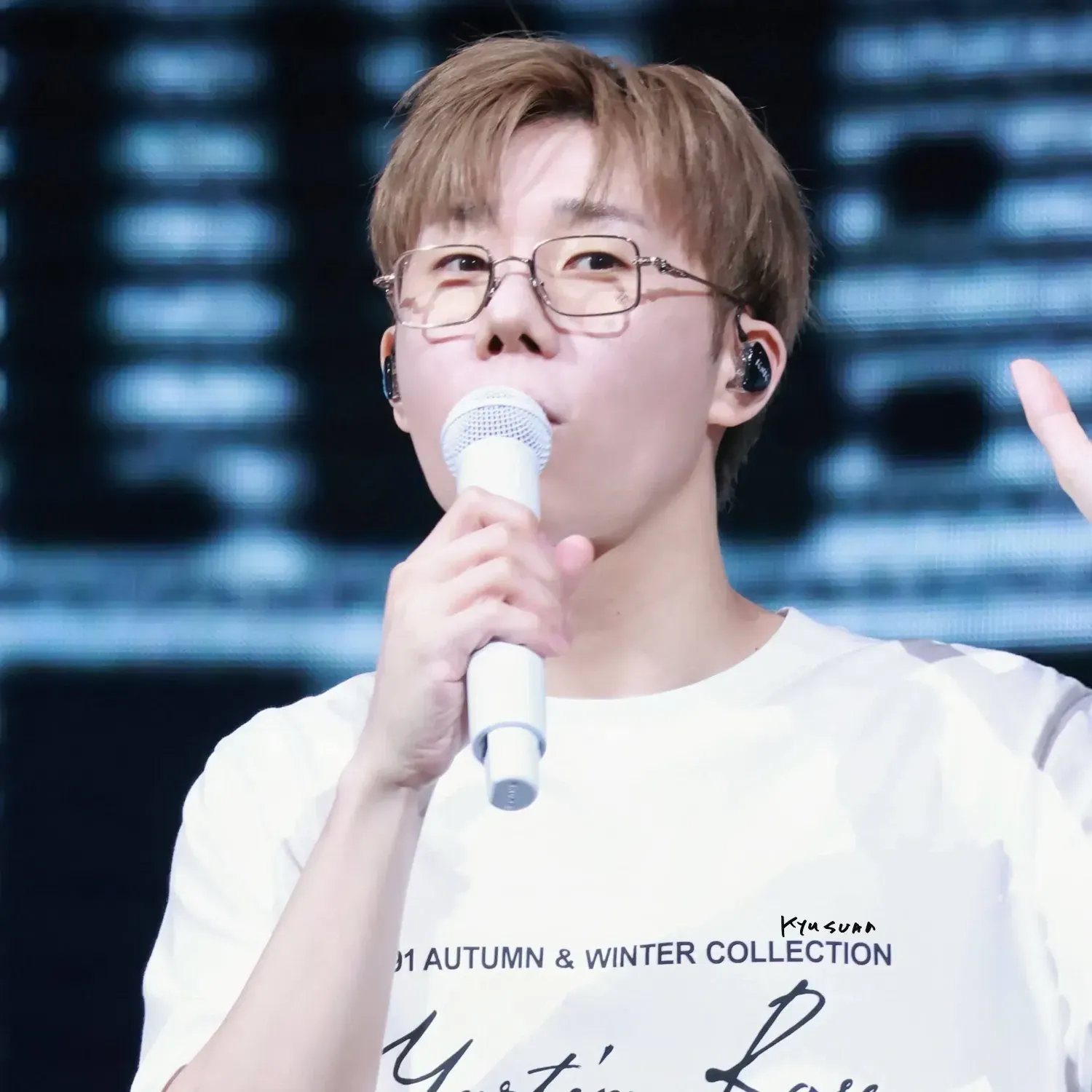 Recent activity shot of Sungkyu (INFINITE)