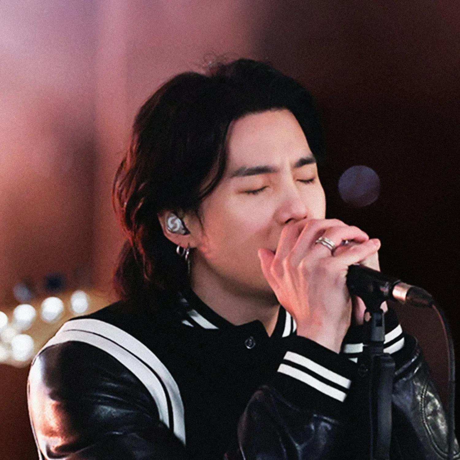 防弹少年团的最新活动照片