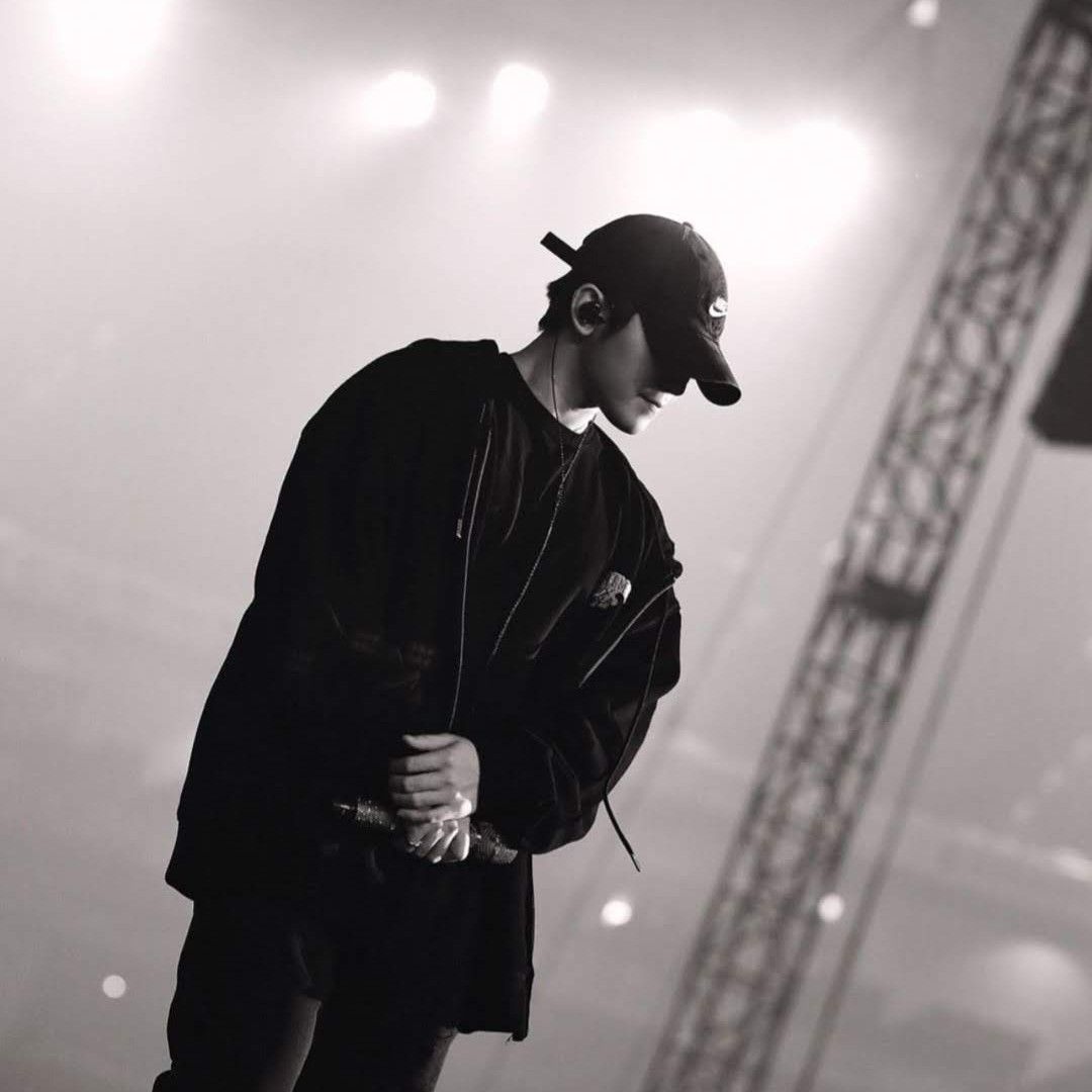 Behind-the-scenes cut of SEVENTEEN