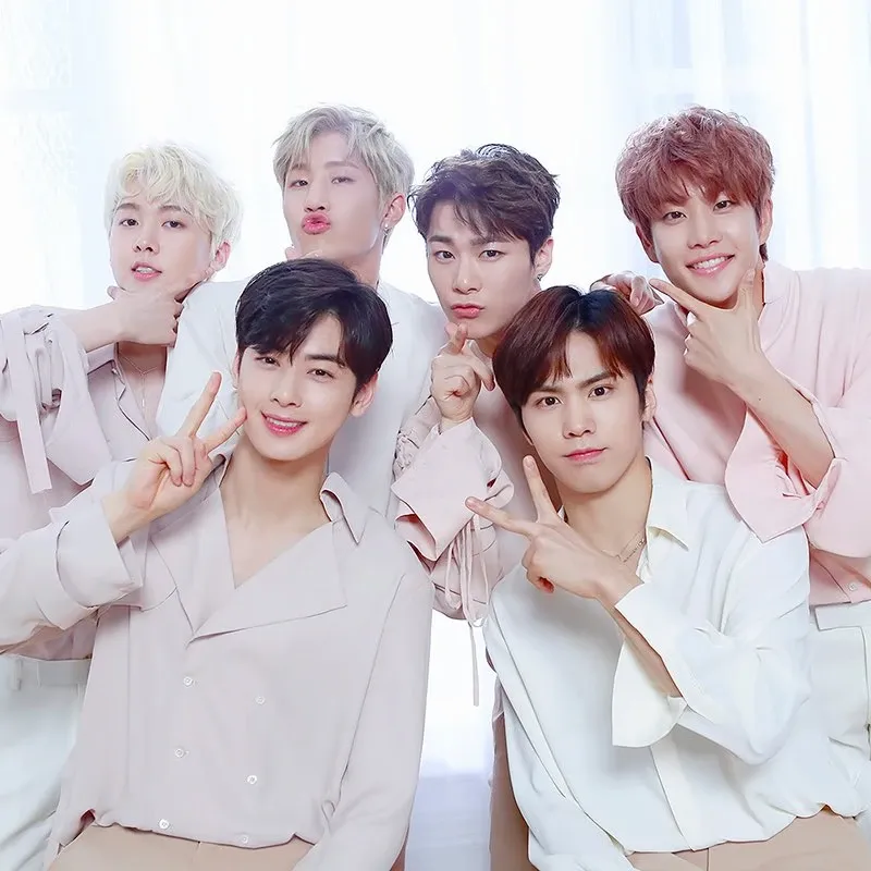 Foto aktivitas terbaru ASTRO
