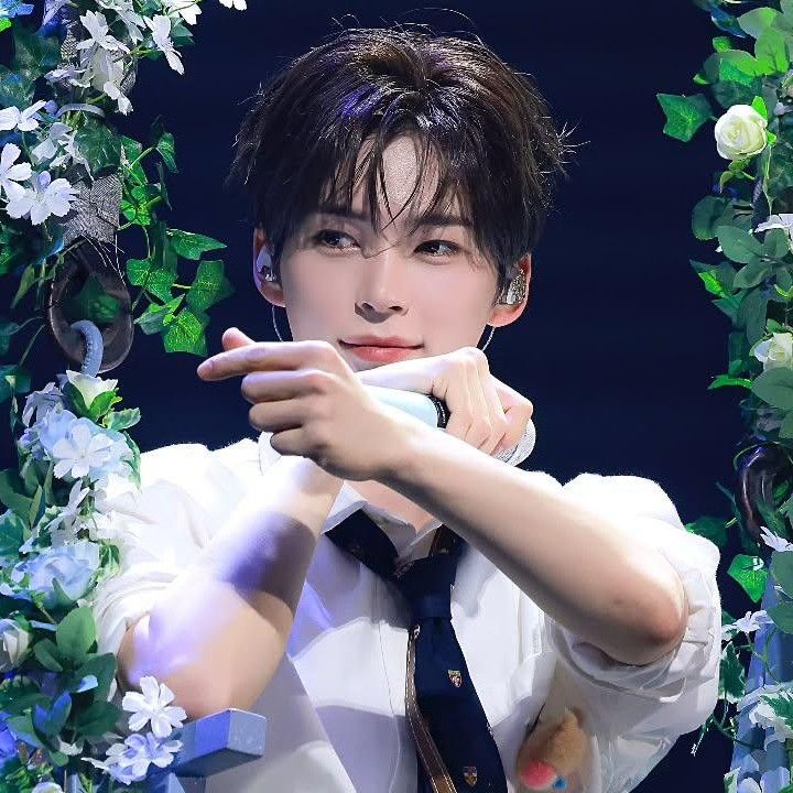 成韓彬 (ZEROBASEONE)的幕後花絮