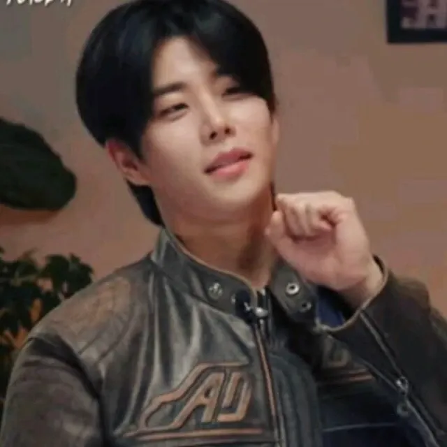 Latest photo of MJ (ASTRO)
