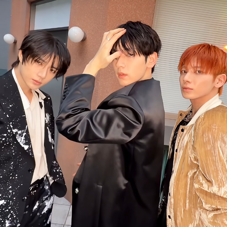 TOMORROW X TOGETHERの最新写真