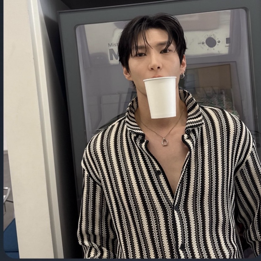 A moment captured by LEO (VIXX)'s fan