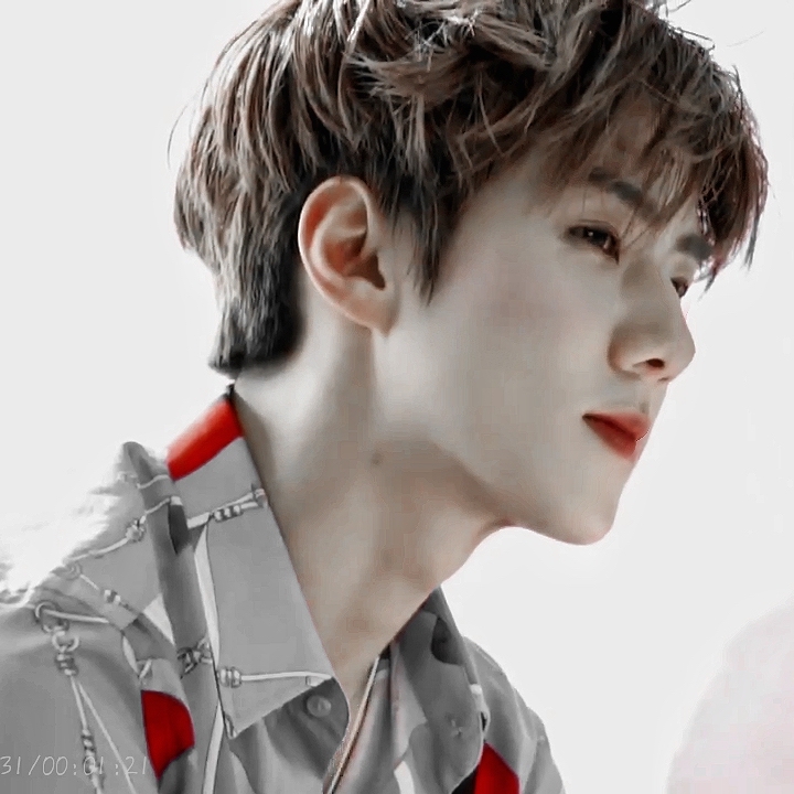 세훈 (EXO)의 최신 사진