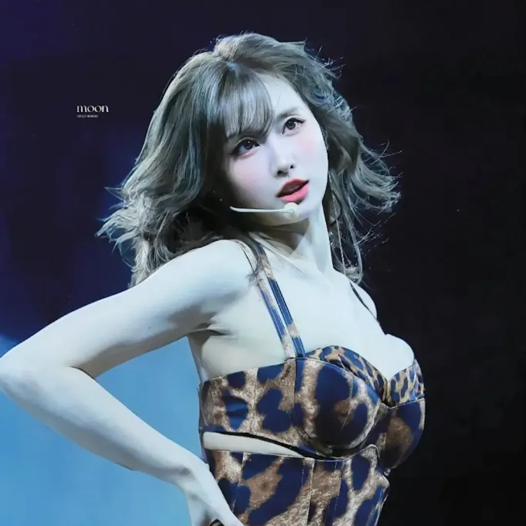 Momo (TWICE)的幕後花絮