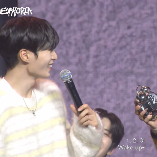 A moment captured by Kim Junseo (ALPHA DRIVE ONE)'s fan