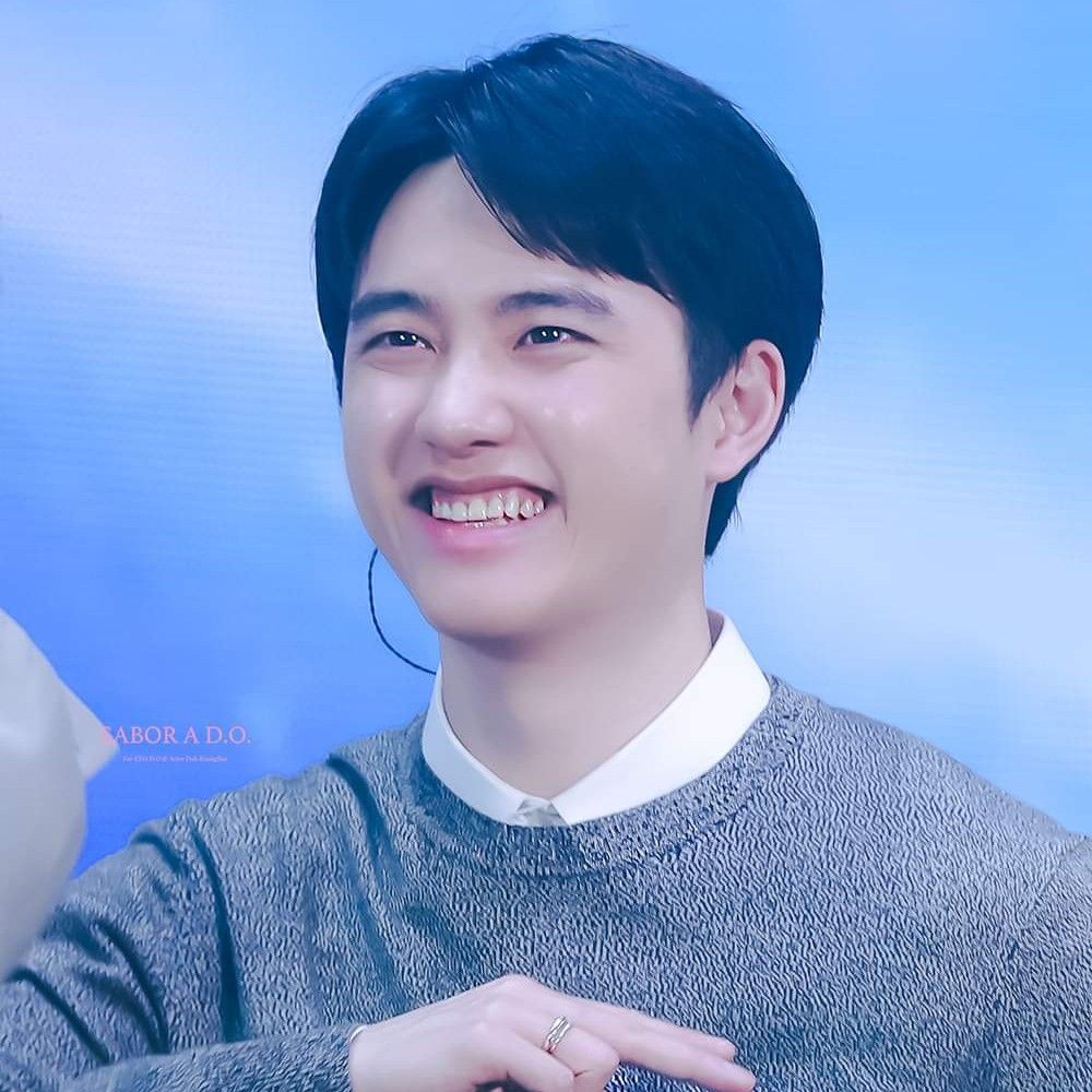 Behind-the-scenes cut of EXO