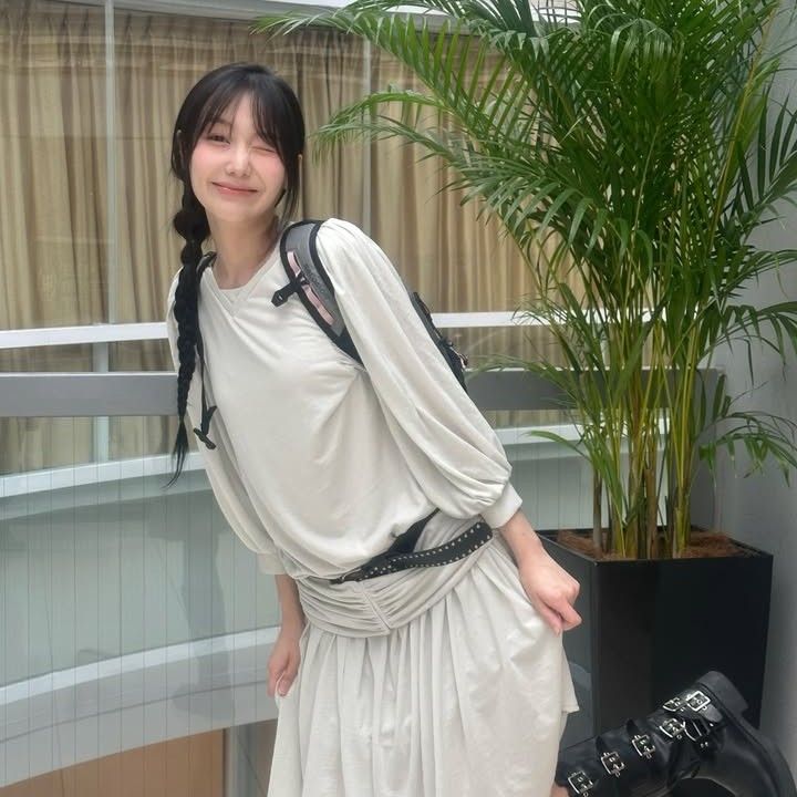 A moment captured by Ryu Sujeong (Lovelyz)'s fan