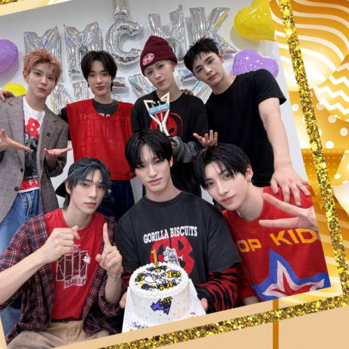 K-POP posts beloved by 휴이 (NEXZ) fans
