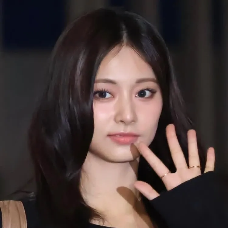 子瑜 (TWICE)的最新活動照片