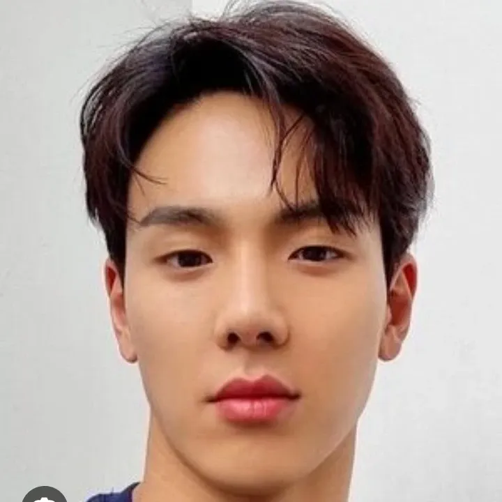 Shownu (MONSTA X)的最新活動照片