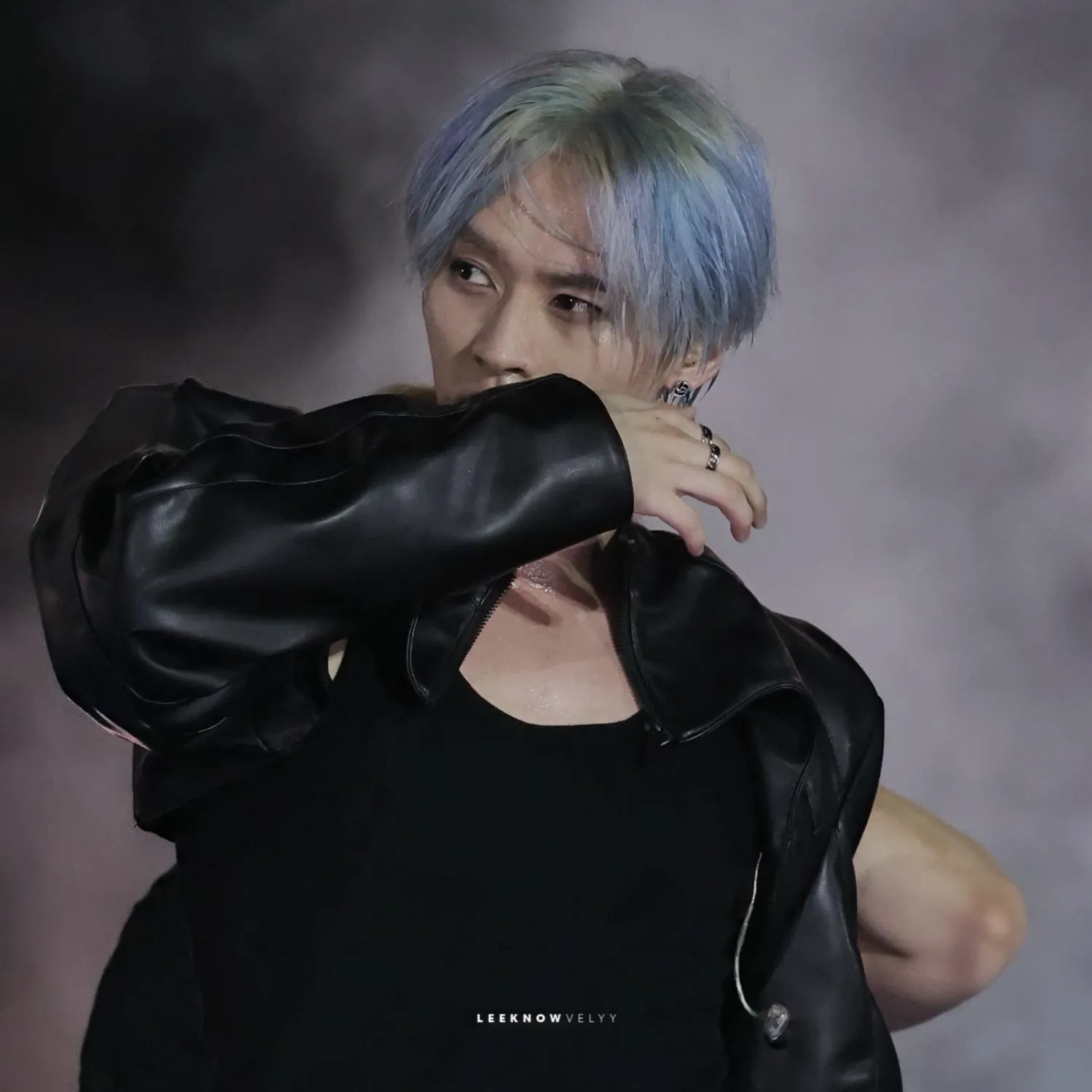 A moment captured by Lee Know (Stray Kids)'s fan