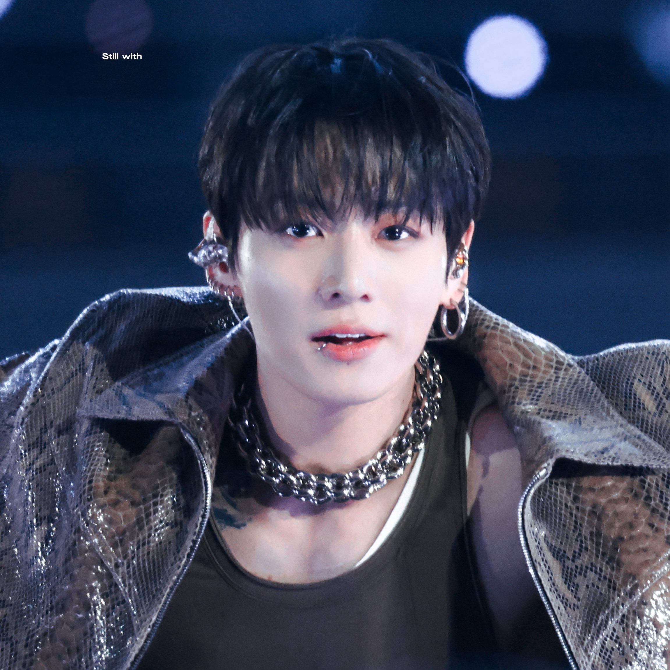 Foto aktivitas terbaru Jungkook (BTS)