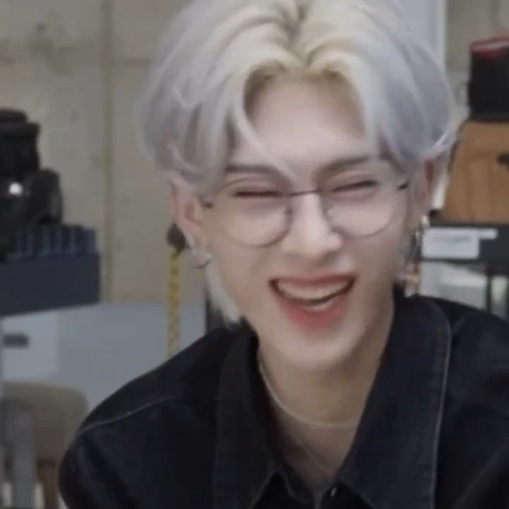 Recent activity shot of Ricky (ZEROBASEONE)