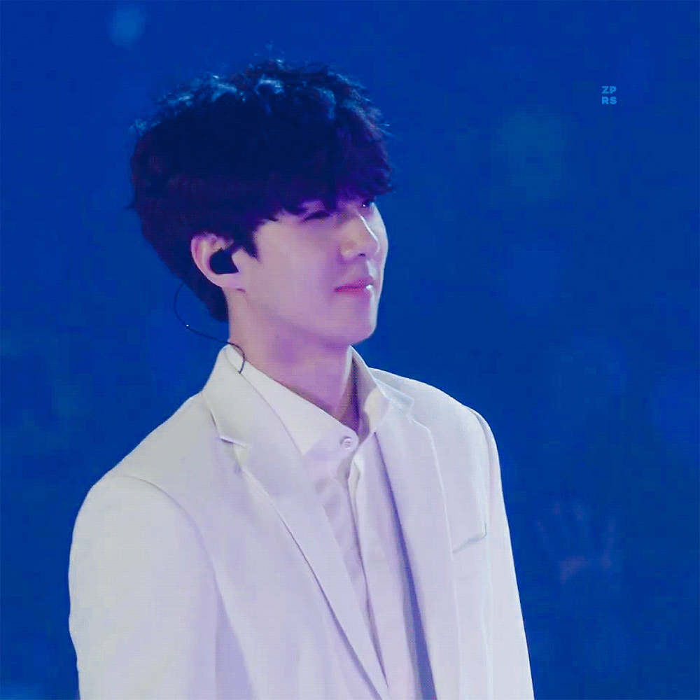 Momen yang diabadikan oleh penggemar Sehun (EXO)