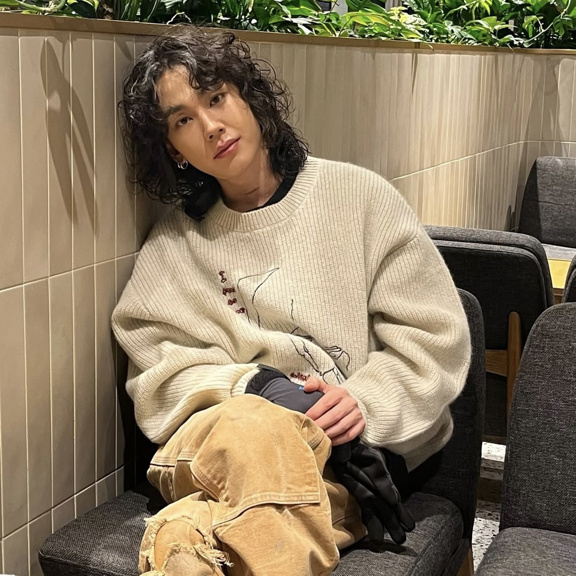 Behind-the-scenes cut of Jung Ilhoon