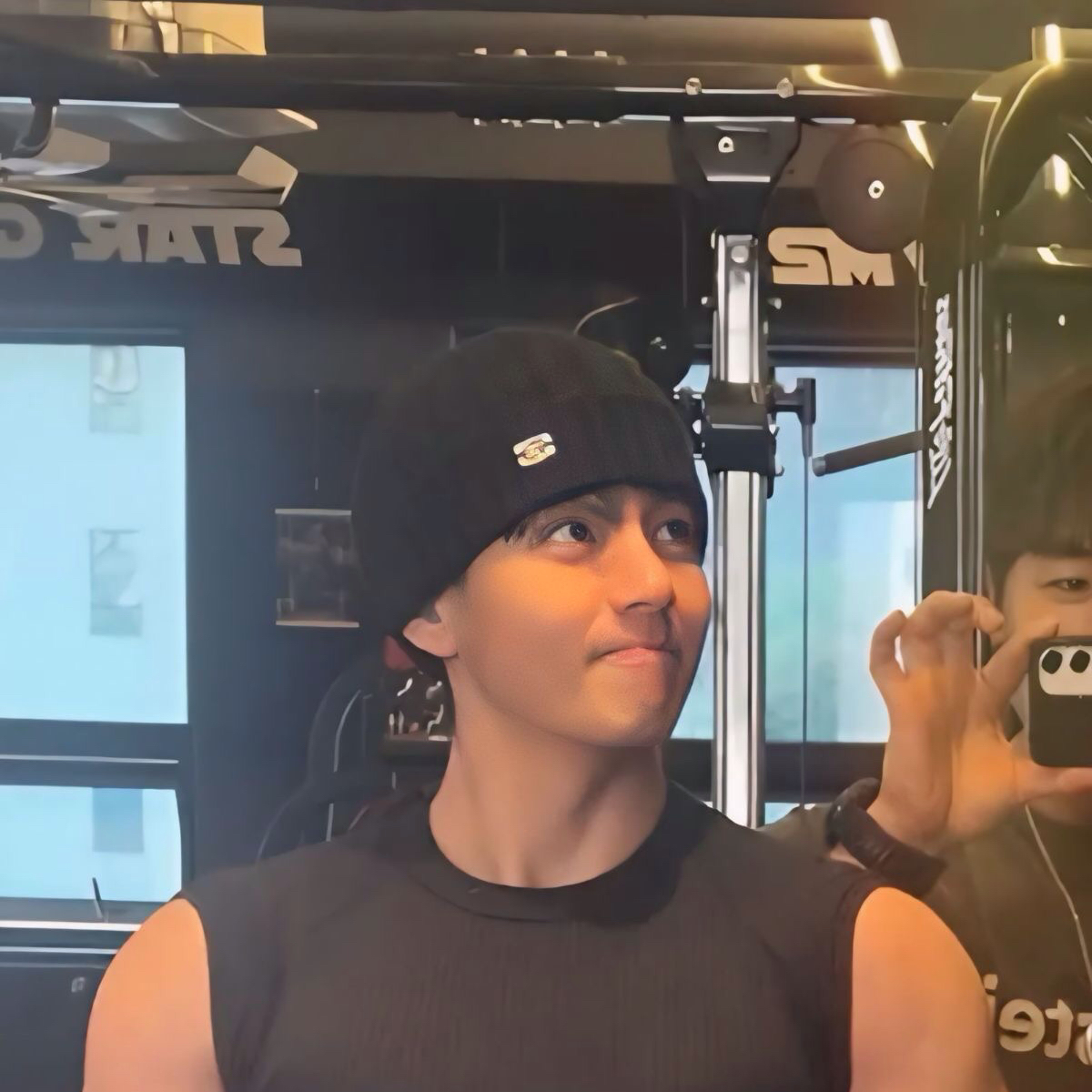 뷔 (방탄소년단)의 비하인드 컷