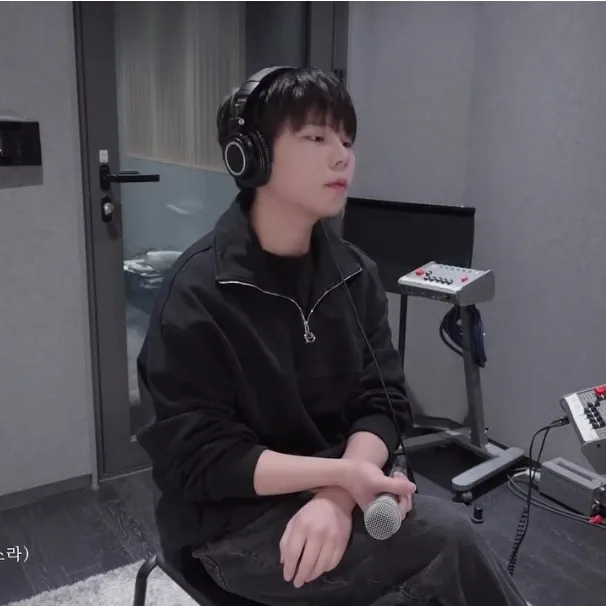 Behind-the-scenes cut of Jung Seunghwan