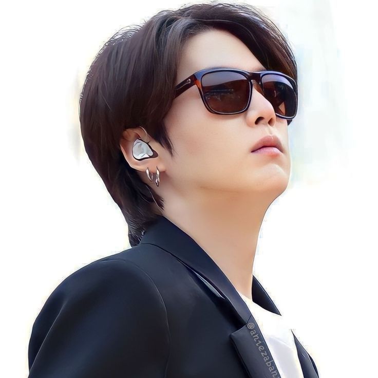 Behind-the-scenes cut of SUGA (BTS)